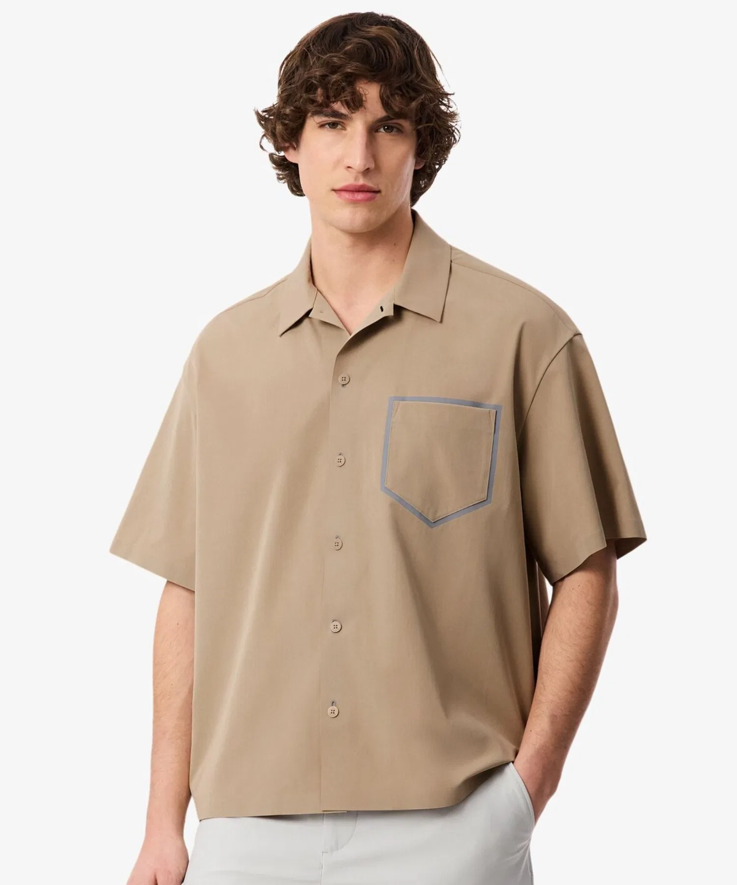 Мужская ветрозащитная рубашка Lacoste свободного кроя бежевая