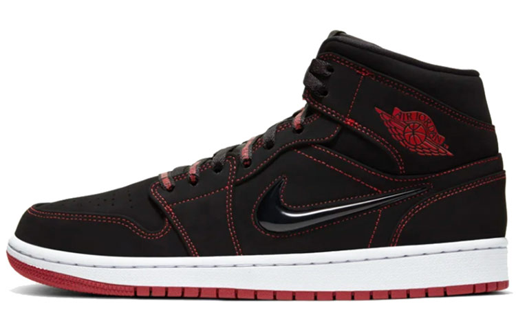 

Кроссовки JORDAN 1 Mid Fearless Come Fly With Me