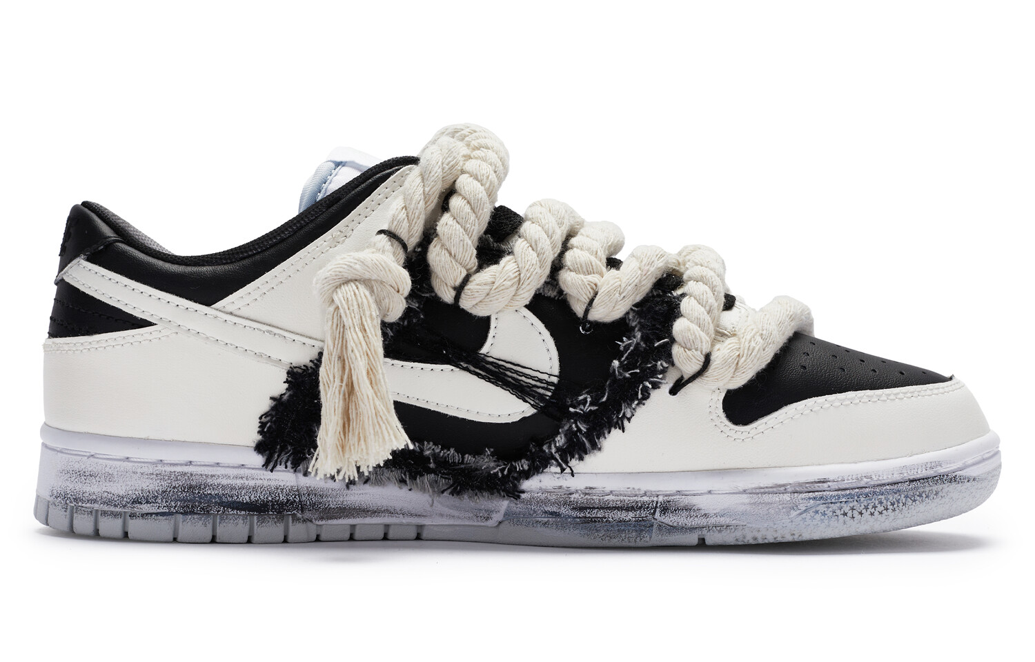 

Кроссовки Nike Dunk, белый/черный