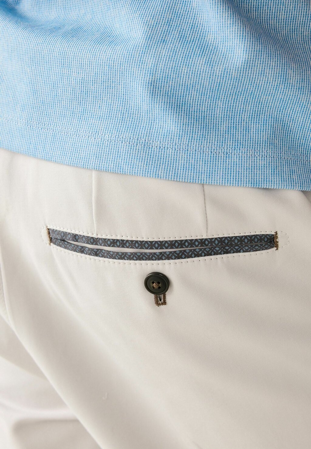 

REGULAR FIT Belted Next, Шорты светло-серые
