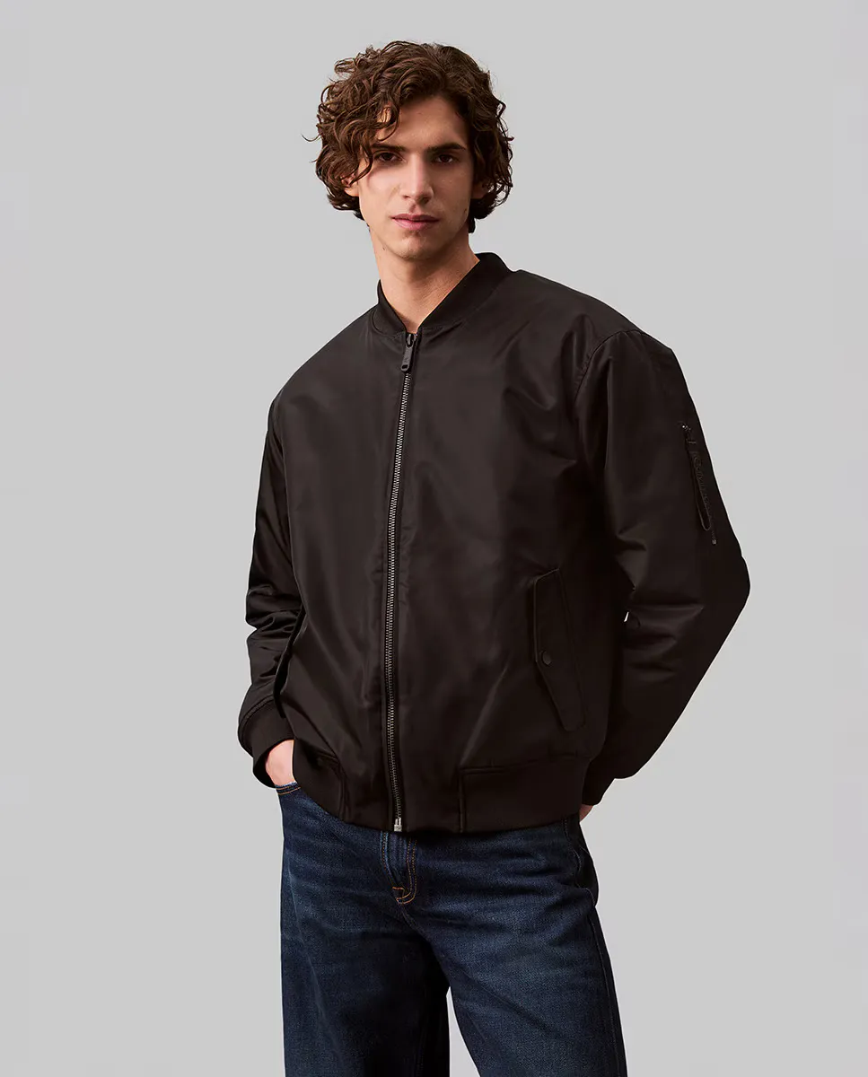 

Мужской утепленный бомбер Calvin Klein Jeans, черный