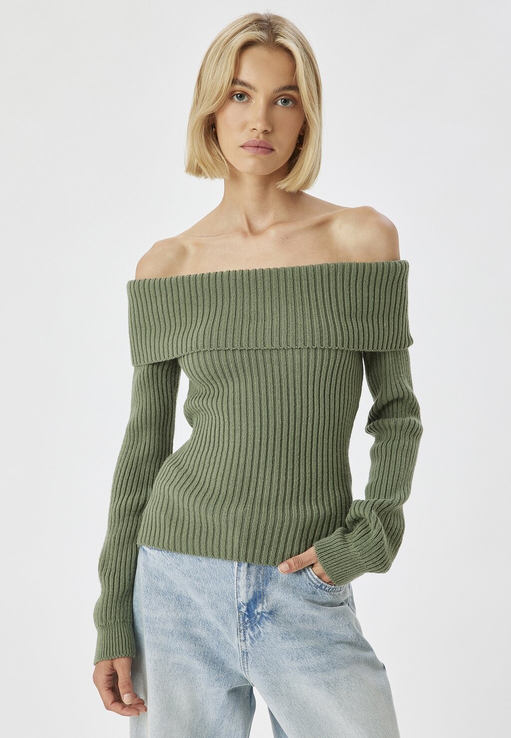 

Джемпер OFF SHOULDER Koton, зеленый