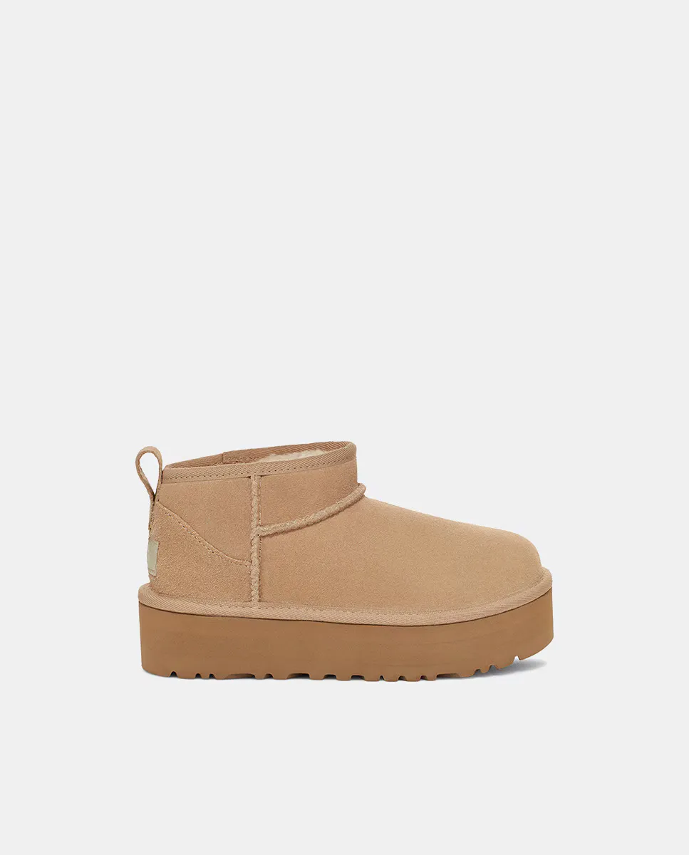 

Классические ультрамини-сапоги на платформе для девочек UGG, бежевый