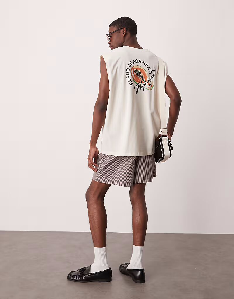 

Майка свободного кроя с фруктовым принтом ASOS DESIGN цвета ecu