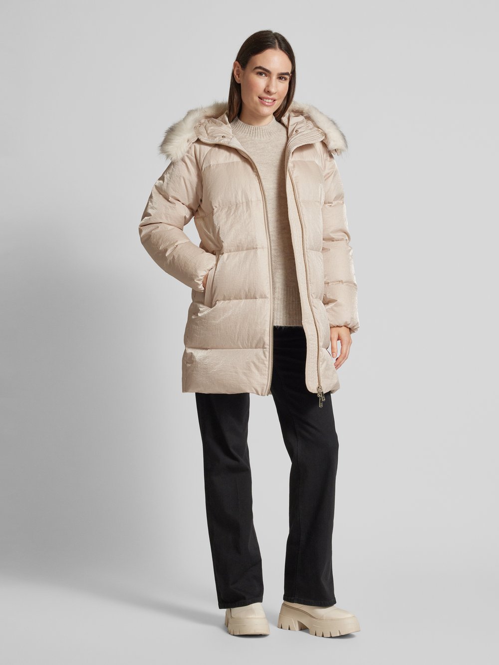 

Стеганое пальто с отделкой из искусственного меха Tommy Hilfiger, белый