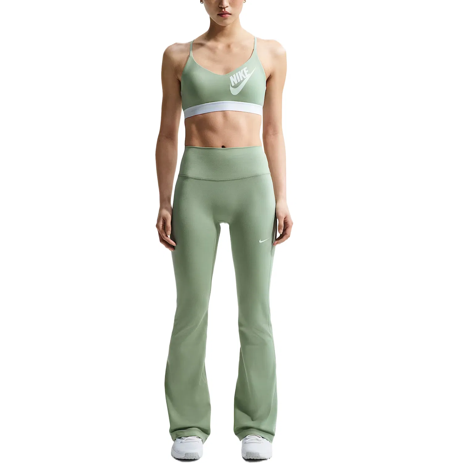 Топ спортивный женский без рукавов Light Green Nike