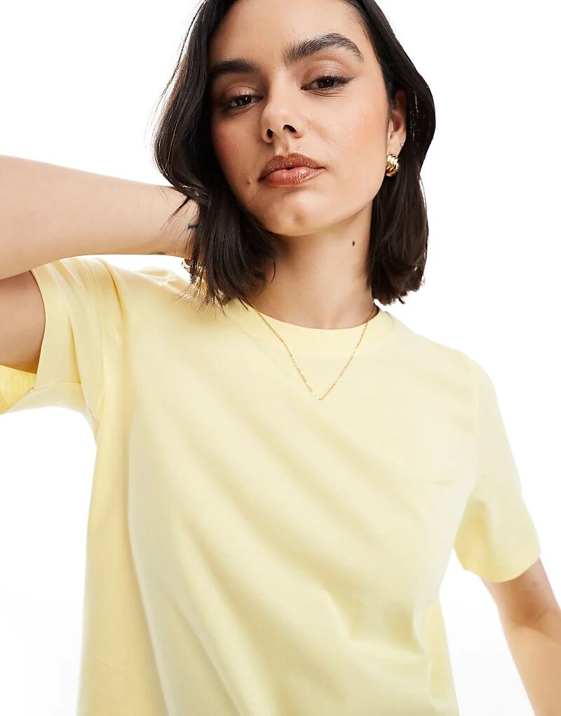 

Футболка лимонного цвета Vero Moda