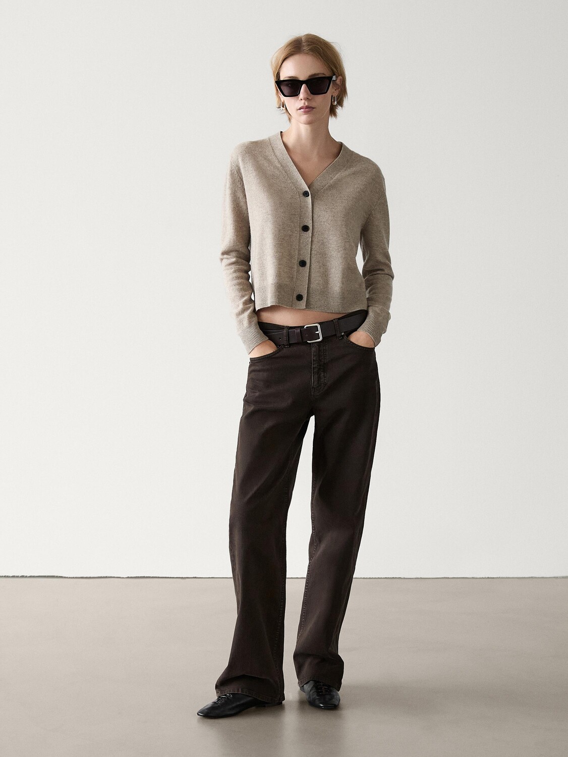 

Кардиган из шерсти и кашемира с V-образным вырезом Massimo Dutti, коричневый