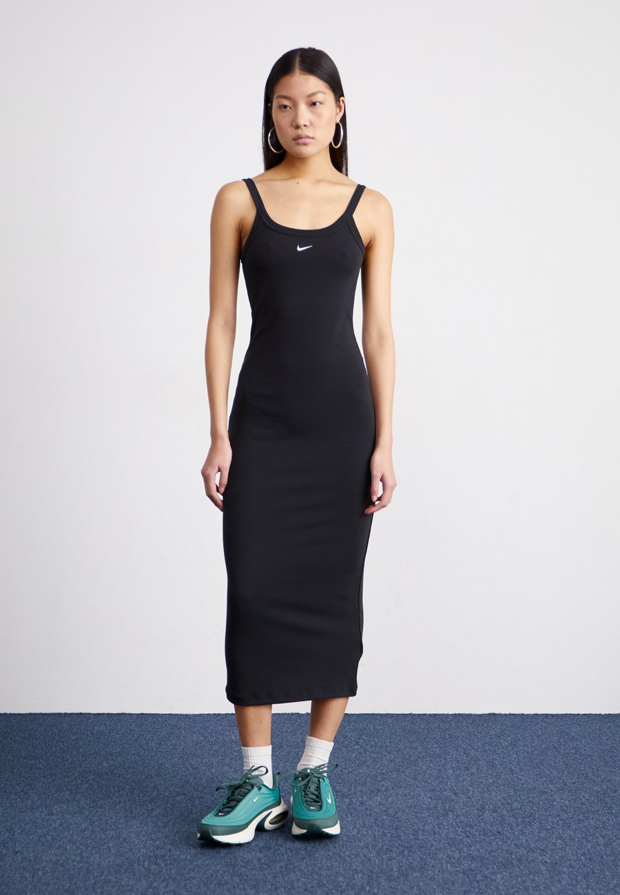 

Платье Nike Sportswear SPORTSWEAR CHILL KNIT, Black/Sail/Black