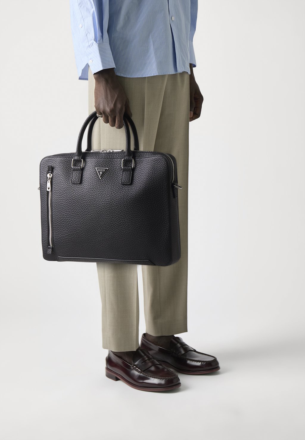 

Портфель TORINO BRIEFCASE Guess, черный