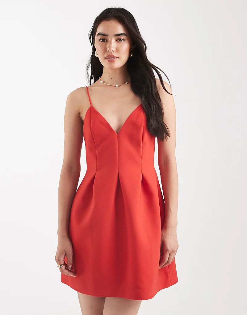 

Мини-платье с бретельками и формованным лифом ASOS DESIGN красного цвета