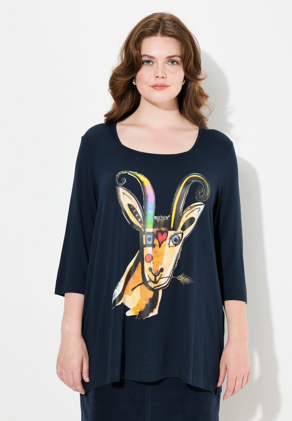 

Топ с длинными рукавами GOAT GRAPHIC TEE Ulla Popken, темно-синий