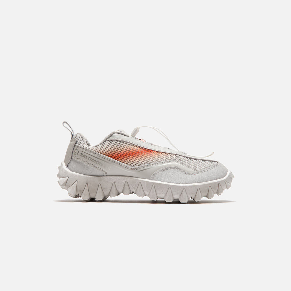 

Кроссовки Salomon x Aries Snowclog, цвет Lunar Rock/Shocking Orange/Silver