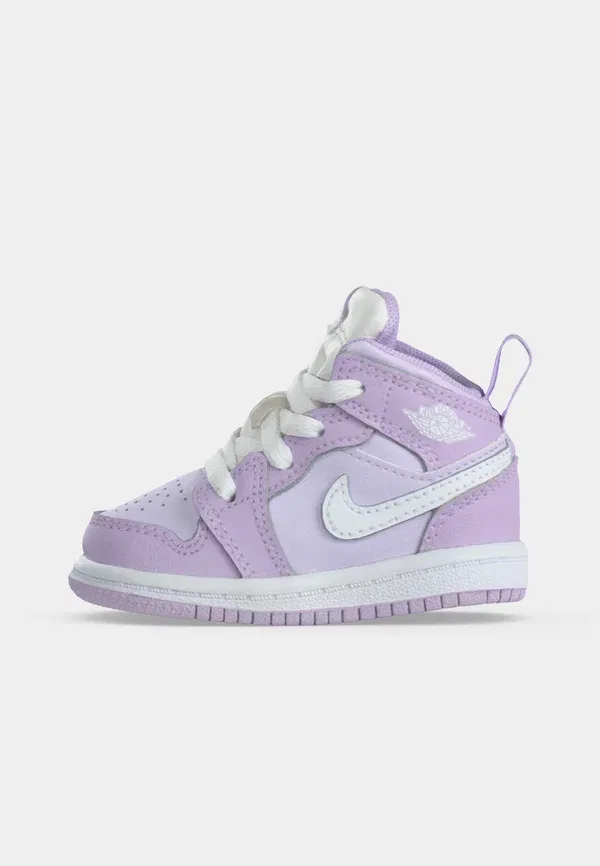 Кроссовки детские Jordan 1 Mid, фиолетовый туман/белый/едва виноградный — фото 2