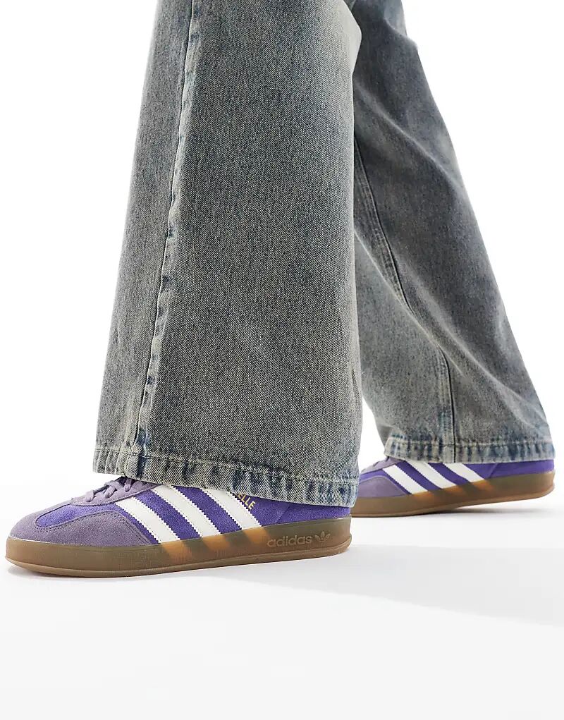 Кроссовки Gazelle Indoor фиолетового цвета adidas Originals — фото 3
