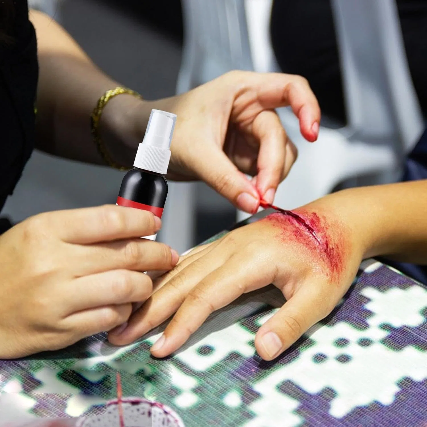 Спрей для создания искусственной крови Washable Fake Blood, 60 мл, красный — фото 2