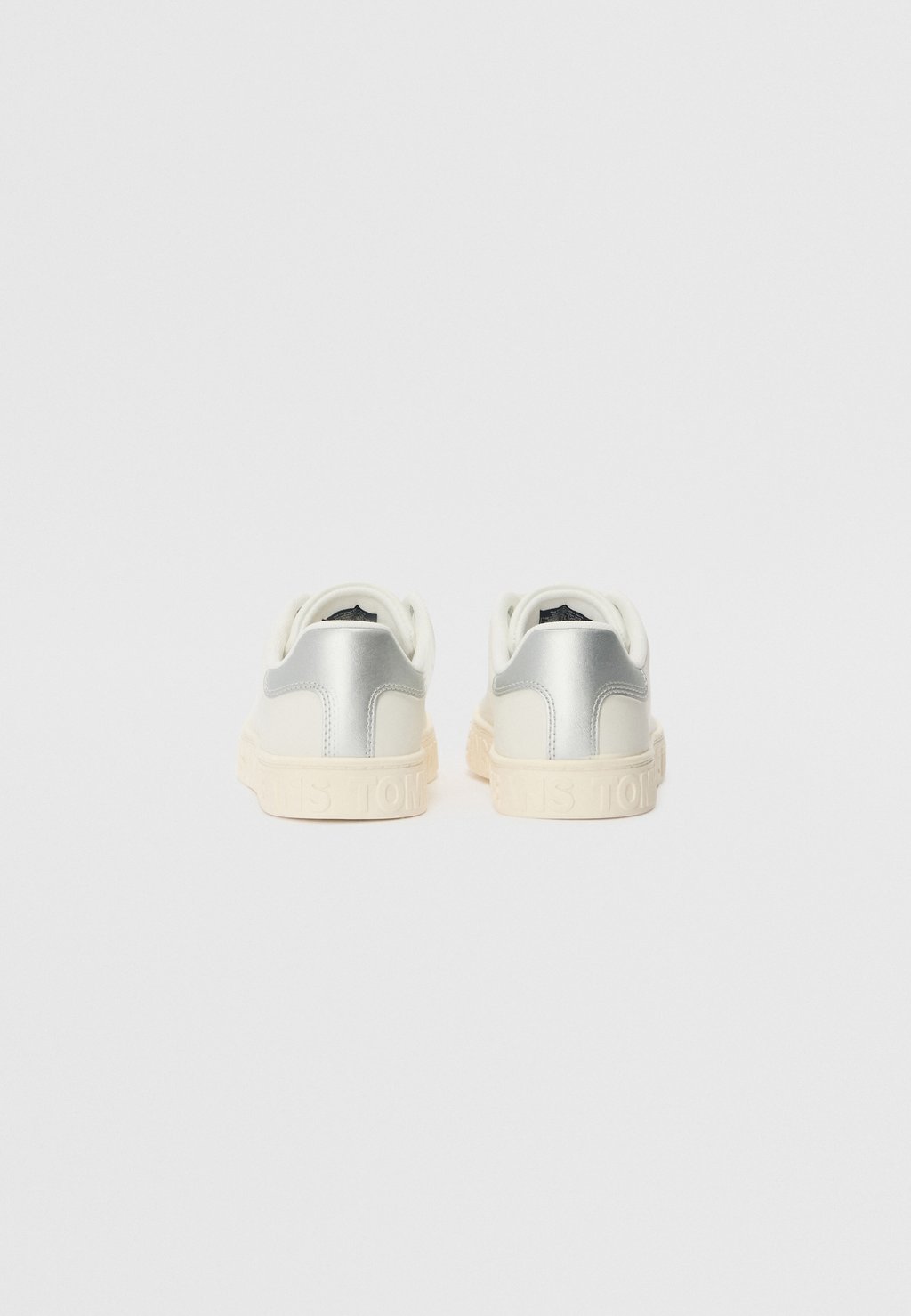 Низкие кеды LOGO OUTSOLE SNEAKER Tommy Jeans, кремовый — фото 3