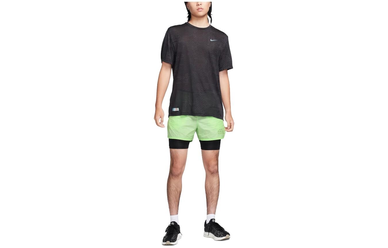 

Спортивные шорты мужские Verdant Green Nike, зеленый