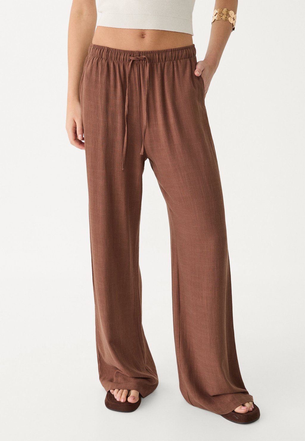 

Брюки LONG FLOWING RUSTIC Stradivarius, Brown