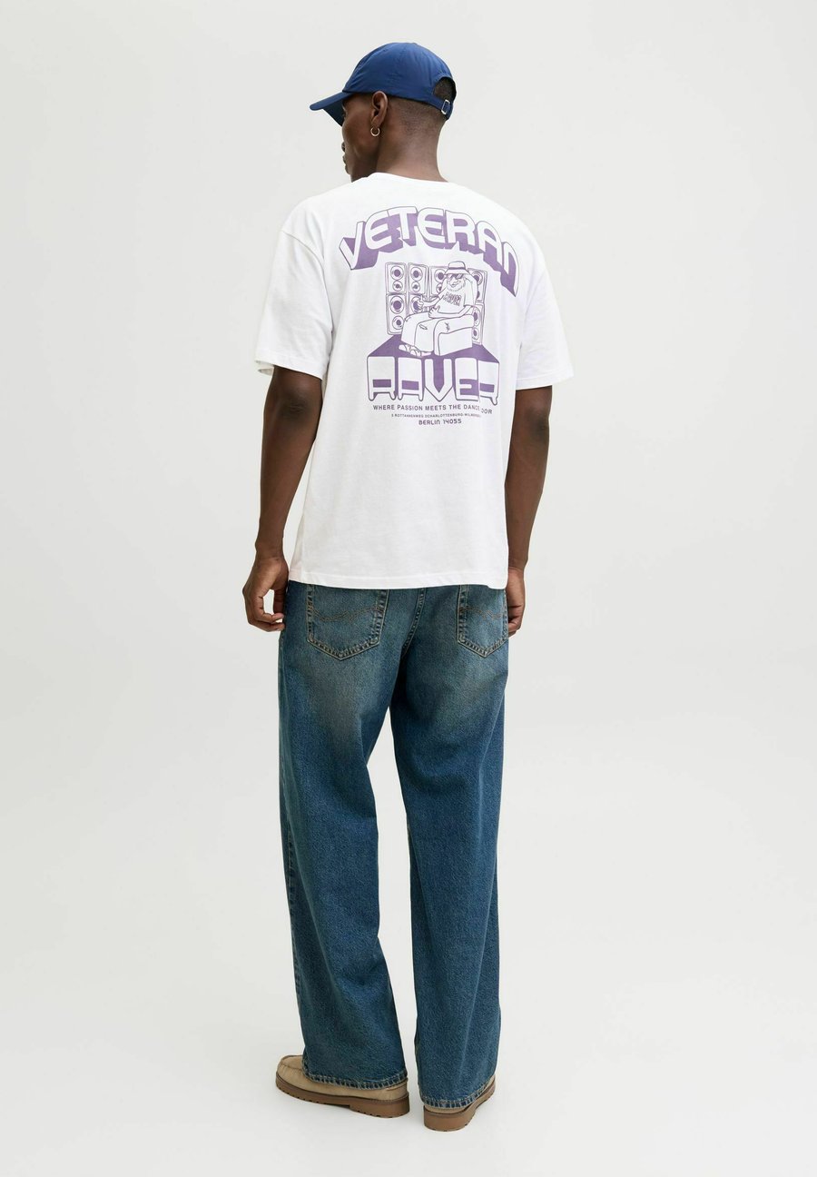 

Футболка Jack & Jones Print T-shirt, Bright White/Off-White, Белый, Футболка Jack & Jones Print T-shirt, Bright White/Off-White