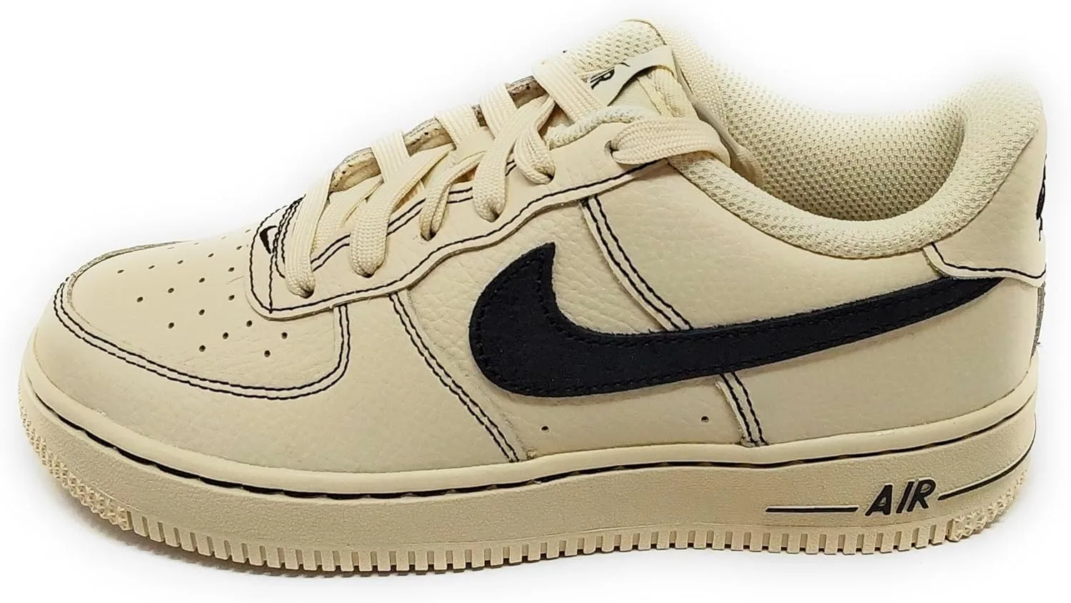 Кроссовки Nike Air Force 1 HJ4563 200 из светло-хаки/черной кожи, бежевые с черным логотипом, амортизирующая резиновая подошва