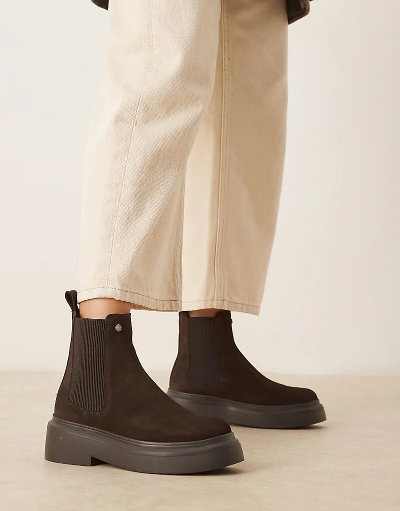 Ботинки челси Barbour Celina из замши цвета эспрессо — фото 2