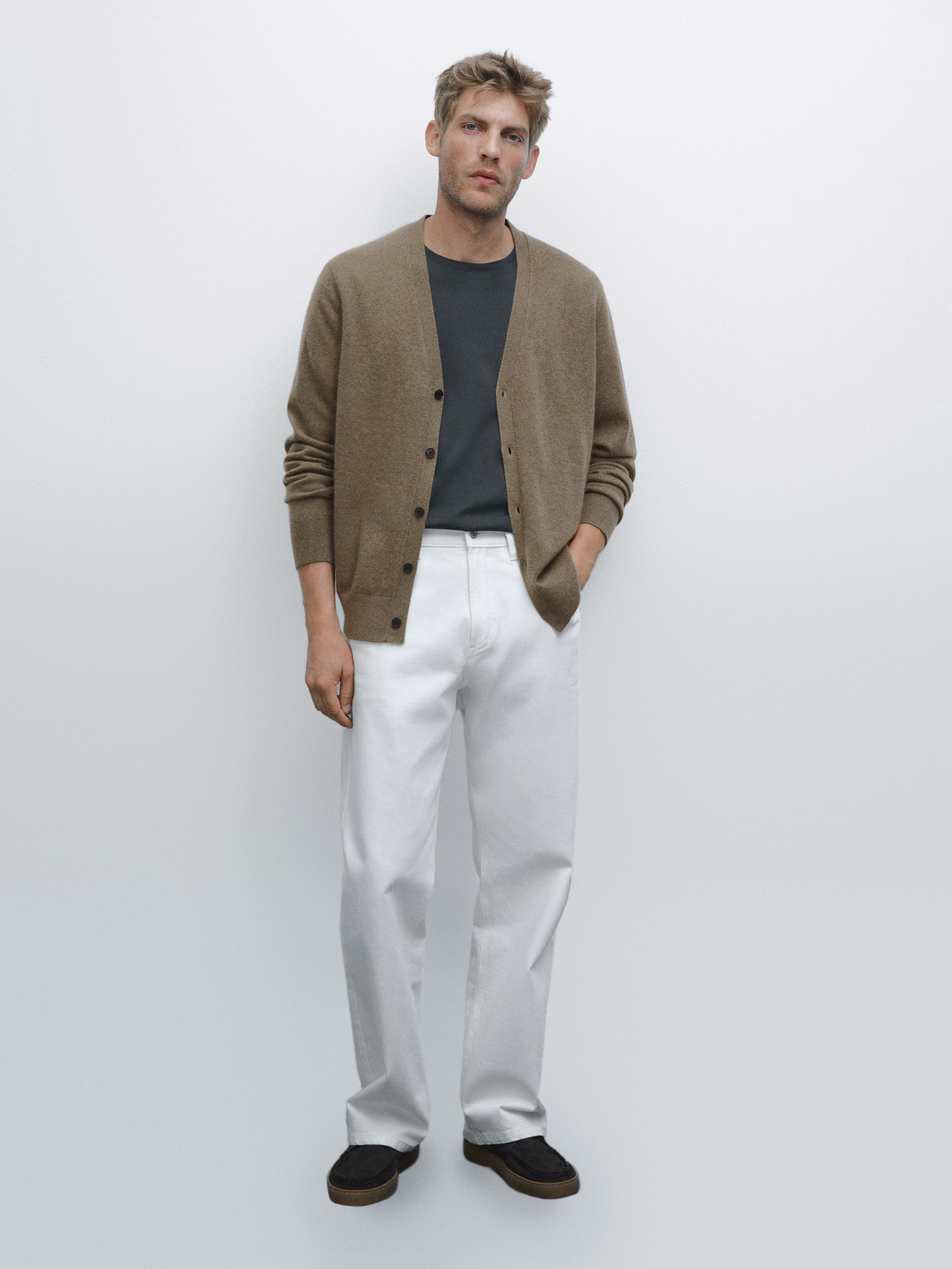 

Кардиган с V-образным вырезом из 100% кашемира Massimo Dutti, бежевый