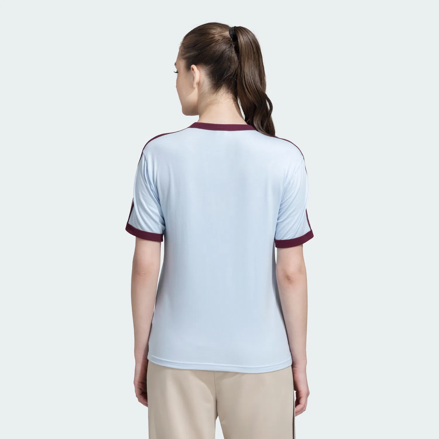 Женская футболка Linear Crystal Sky / Maroon от Adidas — фото 4