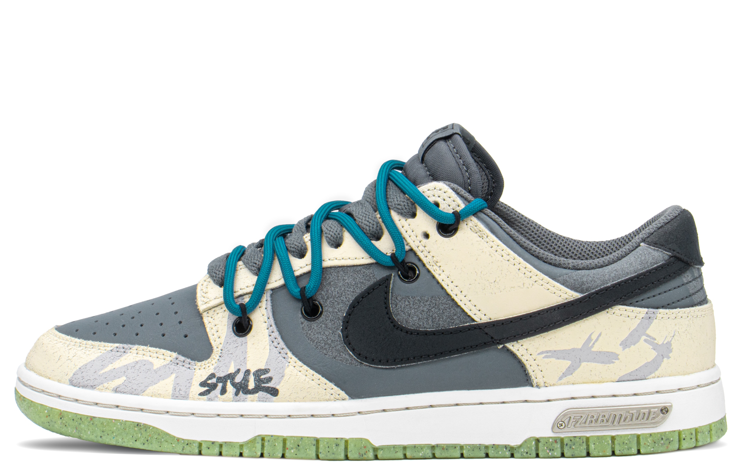 

Кроссовки Nike Dunk Skateboard Shoes Men Low-Top Gray/Beige