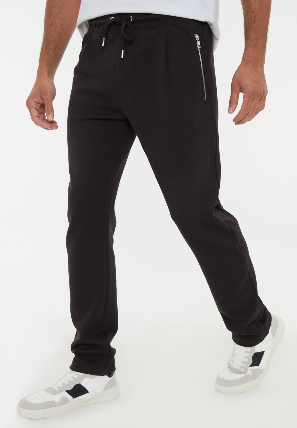 

Спортивные штаны CRACKLEY Threadbare, черный