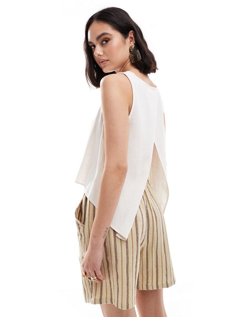 

Натуральный льняной топ с запахом на спине ASOS DESIGN