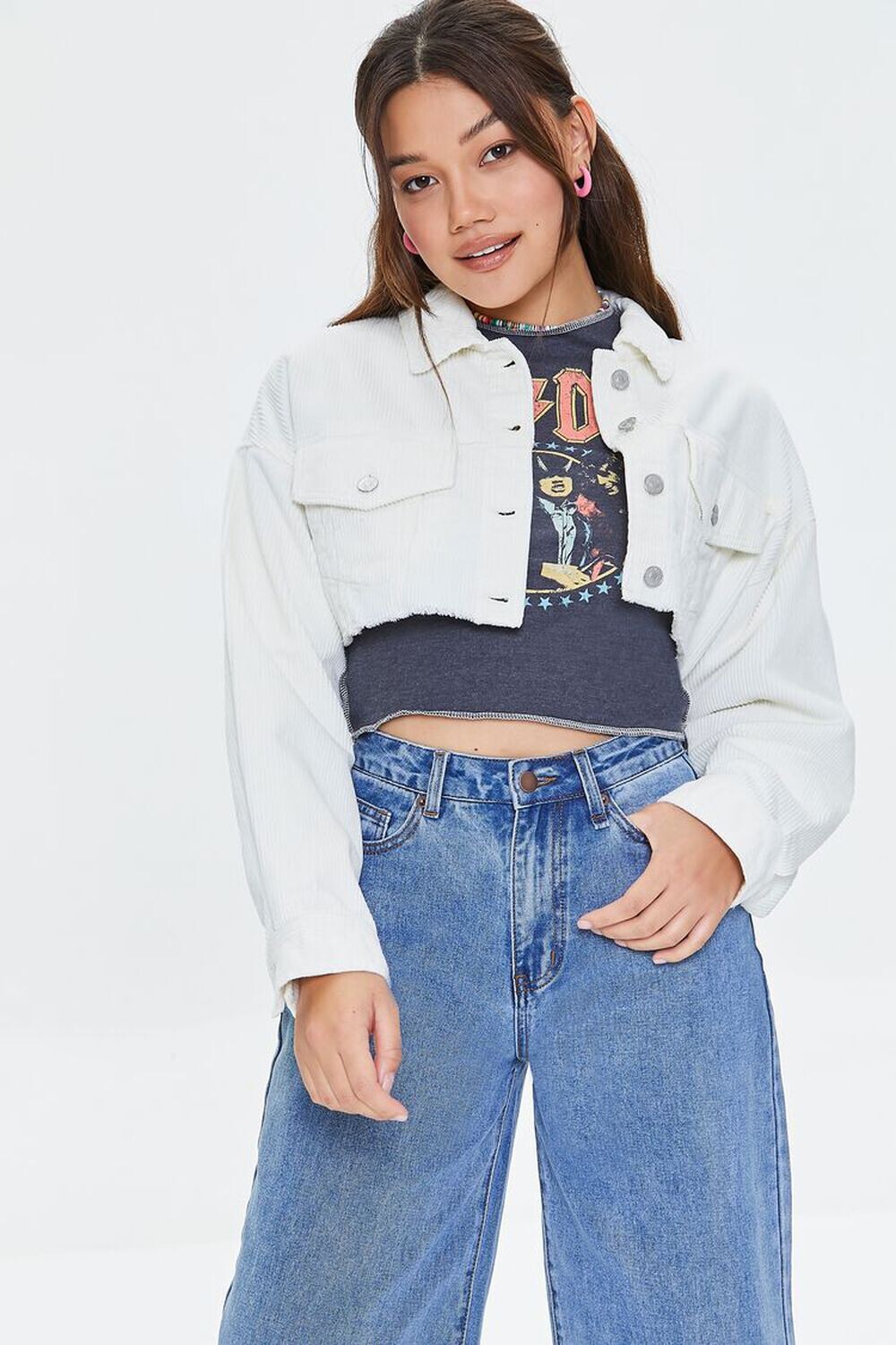

Укороченная вельветовая куртка с потертостями Forever 21, ванилла