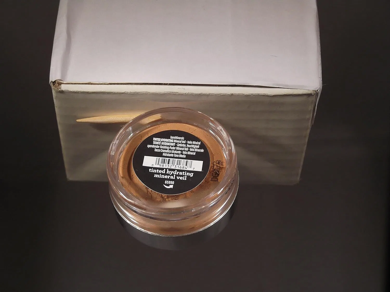 Тонирующая увлажняющая минеральная вуаль от Bare Minerals Bare Minerals