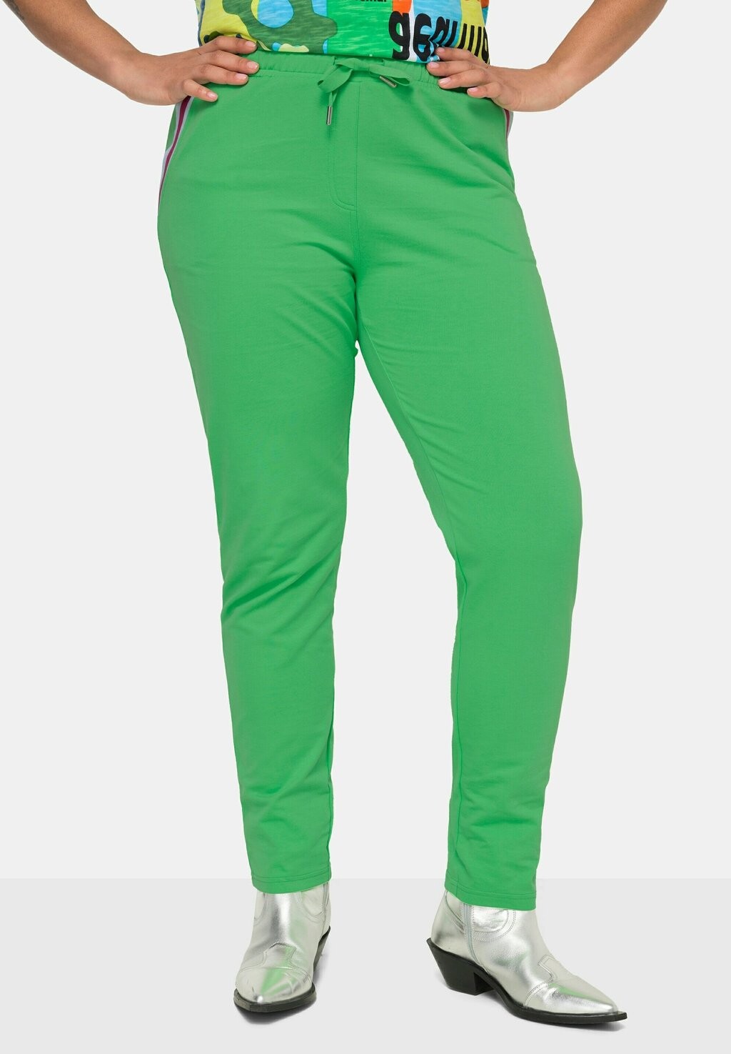 

Спортивные брюки ELASTIKBUND TASCHEN MIT ZIERBAND Angel of Style, зеленый
