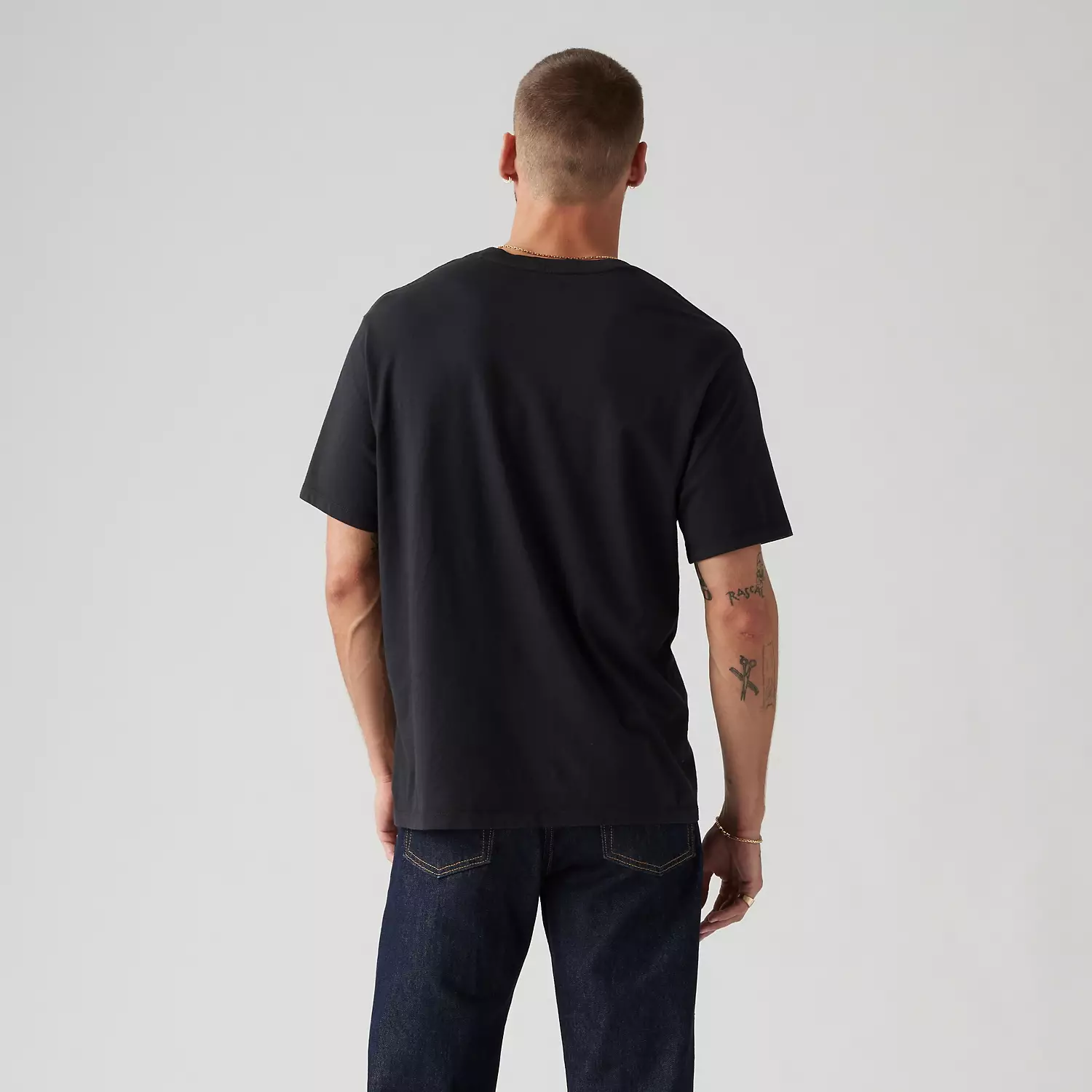 Незаменимая футболка Levi's, цвет Caviar - Black — фото 3