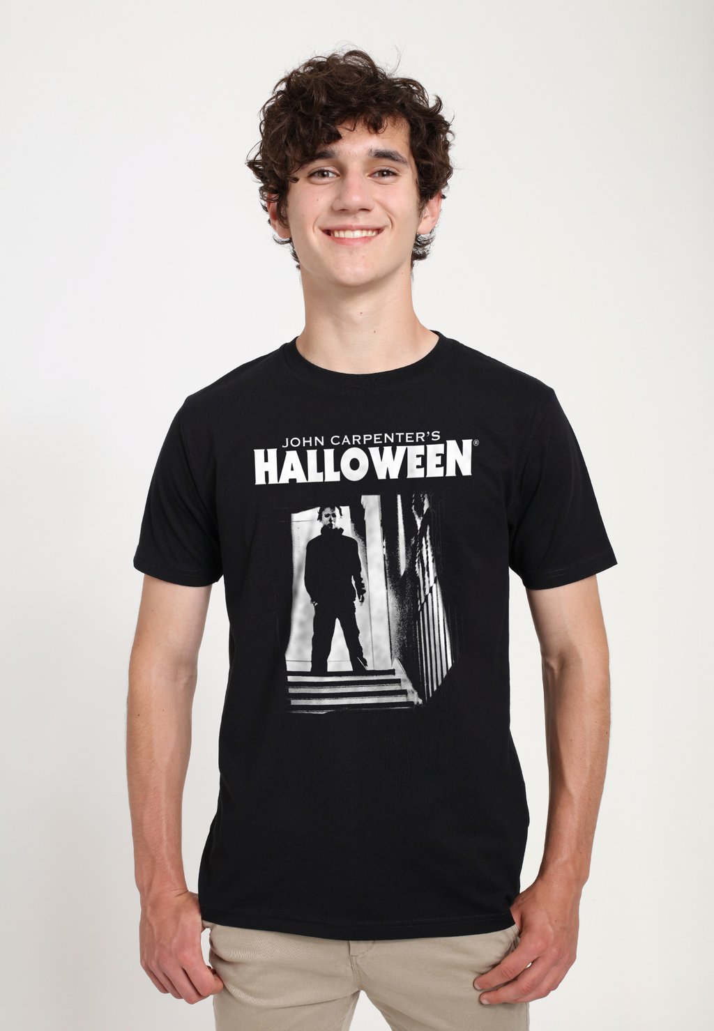 

Футболка с принтом HALLOWEEN MICHAEL MYERS TOP OF THE STAIRS Henry Tiger, черный