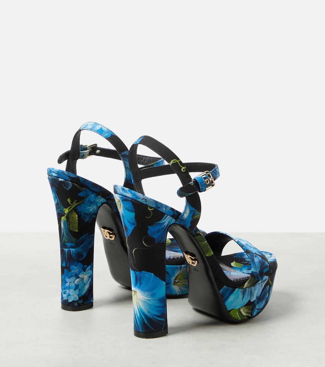 Атласные босоножки на платформе с цветочным принтом Dolce&Gabbana, мультиколор — фото 3