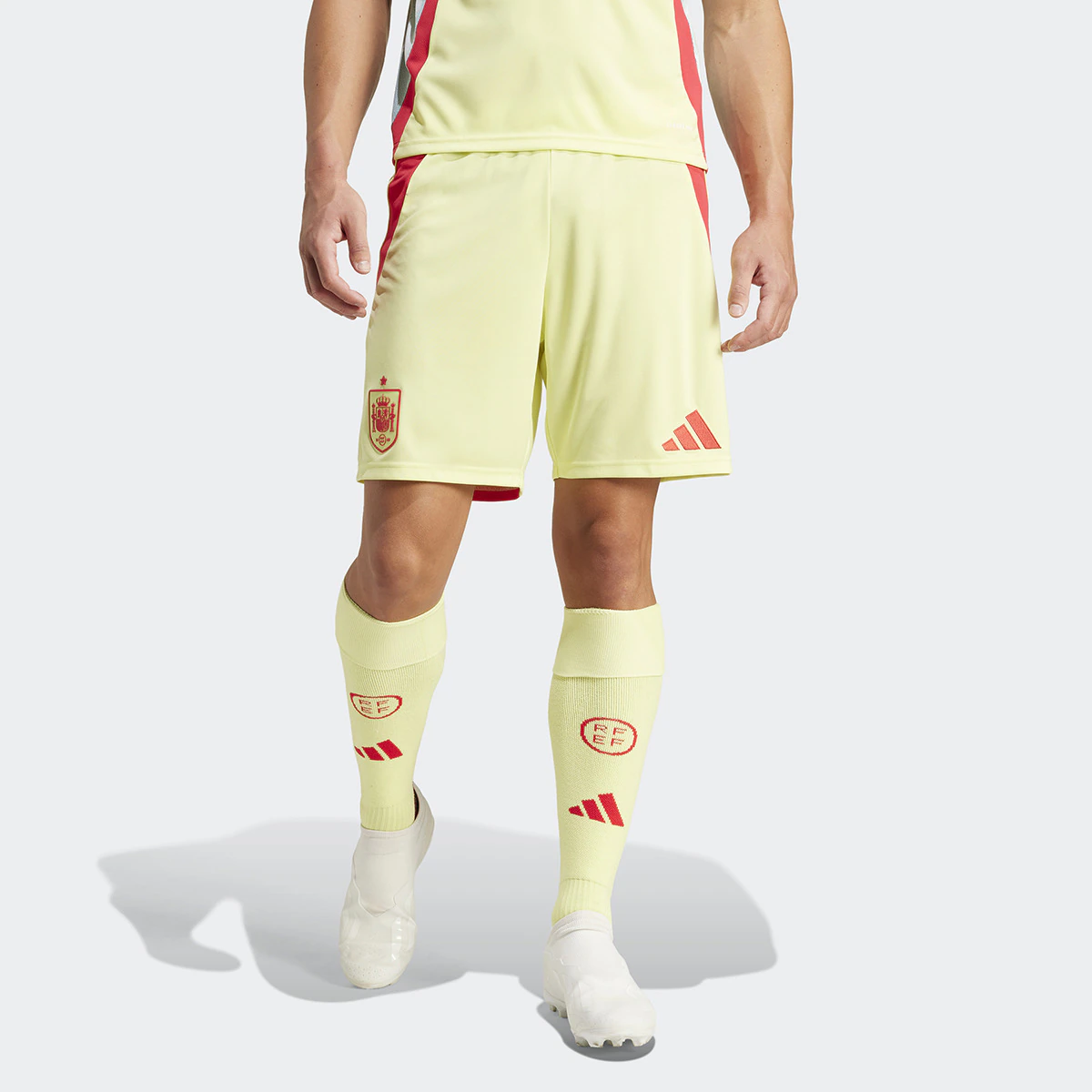 

Мужские шорты 2 комплект Испания 2024 Adidas, жёлтый