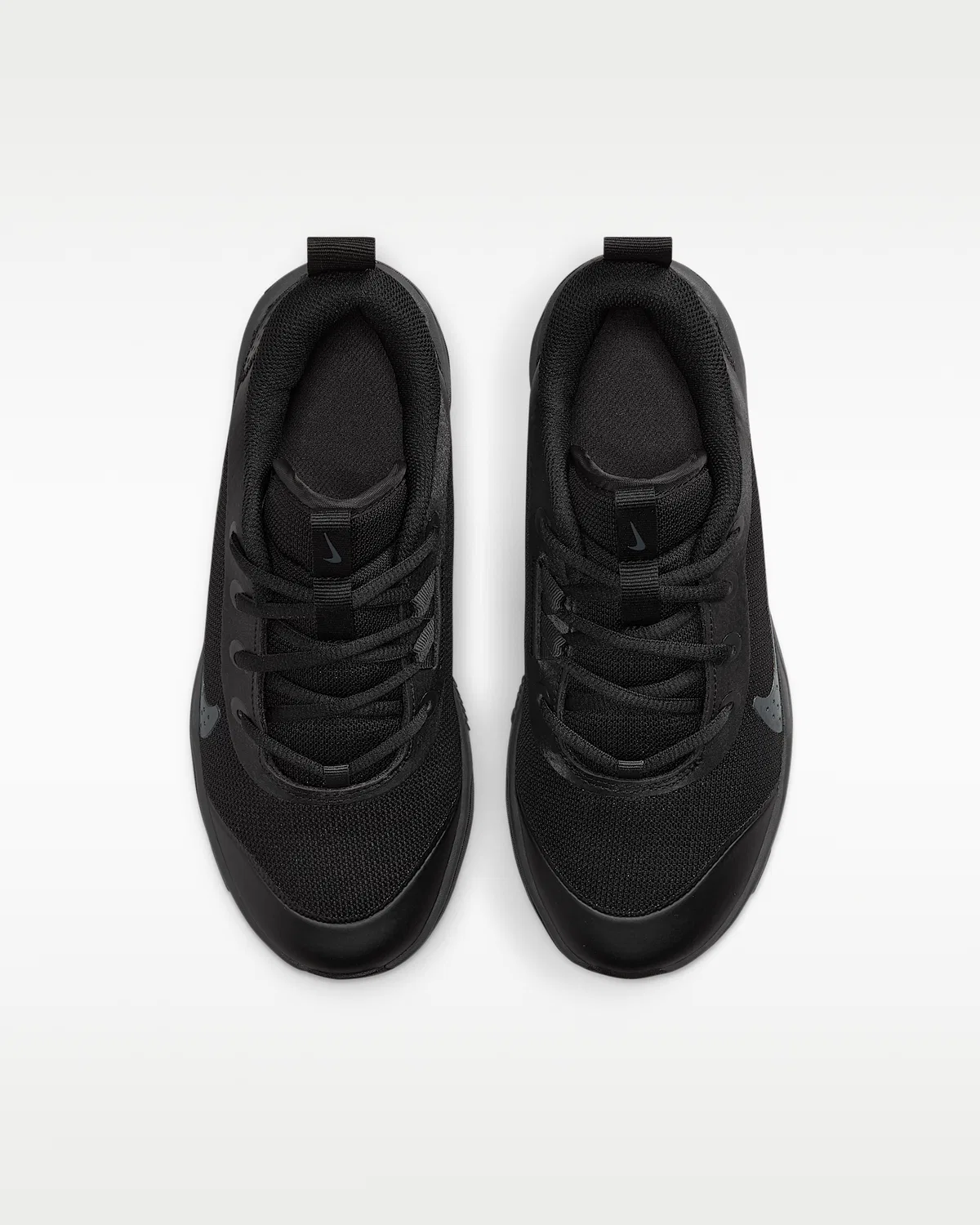 Детские кроссовки для зала Nike Omni Multi-Court, Black/Anthracite — фото 4