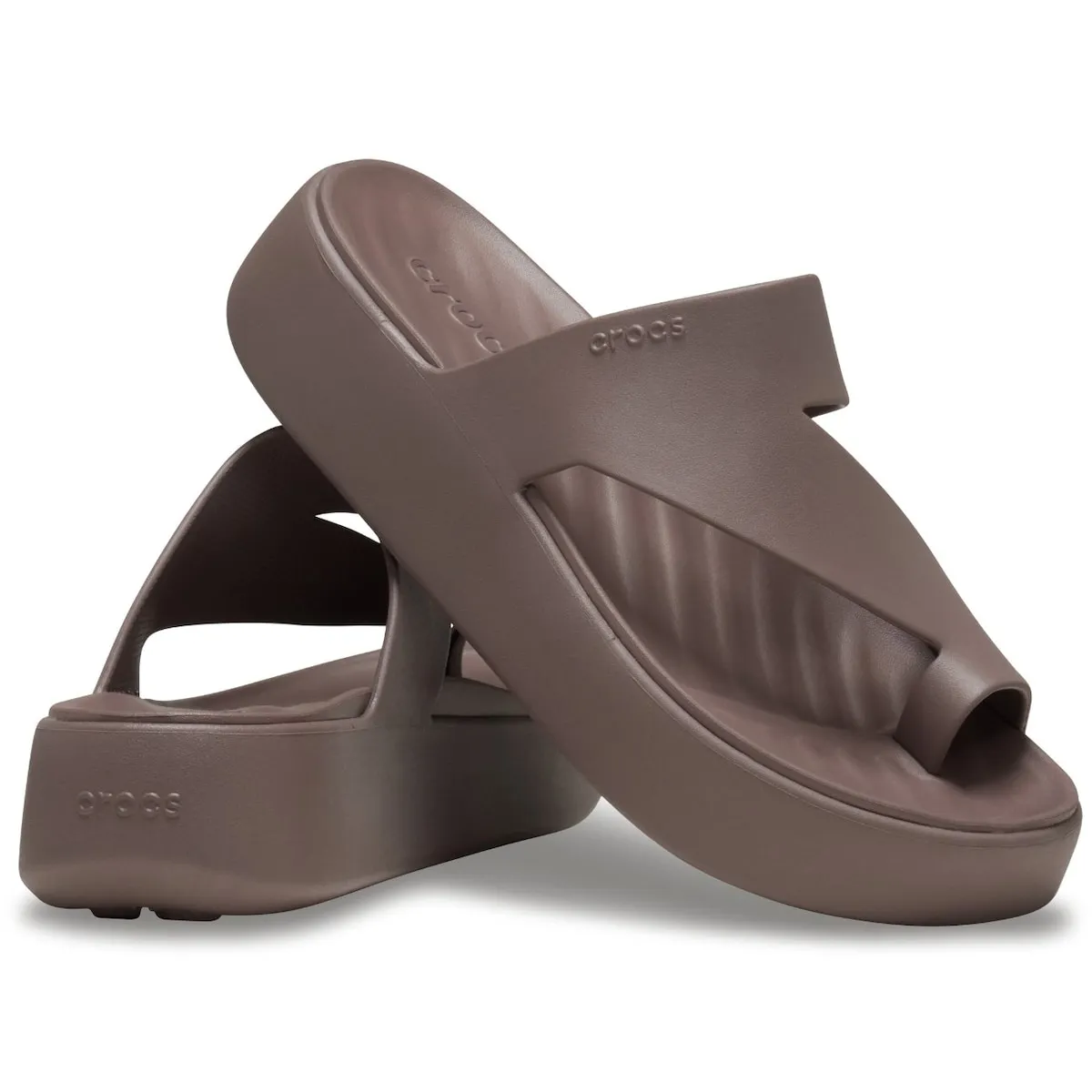 Женские сандалии Getaway с платформой и петлей для пальцев W Crocs, коричневый — фото 2