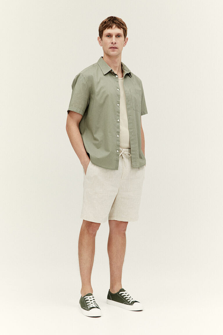 

Шорты regular fit из смесового льна H&M, бежевый