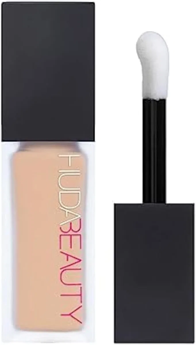 Консилер Huda Beauty FauxFilter Luminous Matte, оттенок Coconut Flakes 2.7 Neutral, 8.51 г