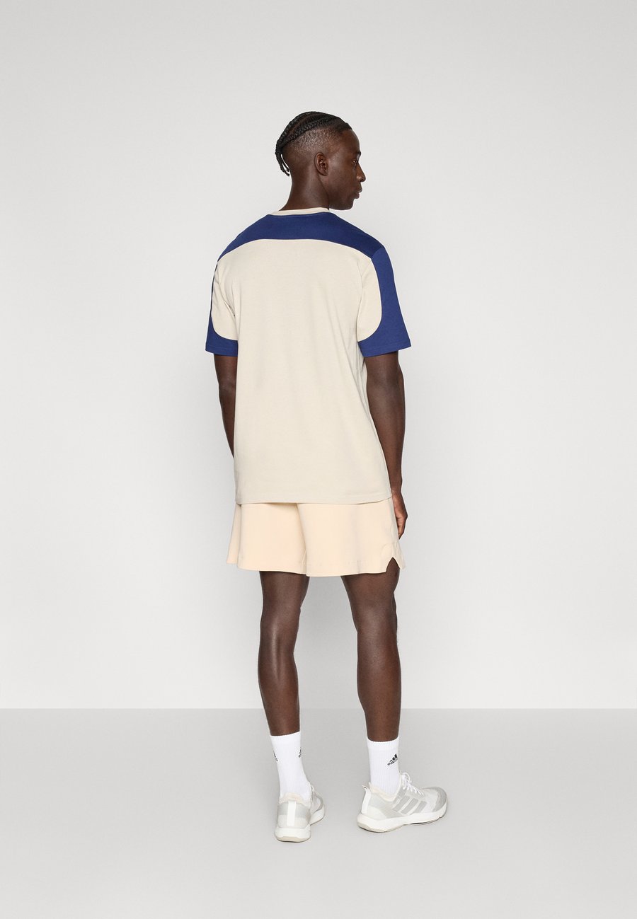 Спортивный костюм Adidas Sportswear M SL SK SHO, Crystal Linen/Beige — фото 3