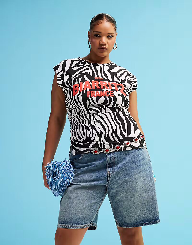 

Майка-лодочка с принтом зебры ASOS DESIGN Curve ASOS Curve
