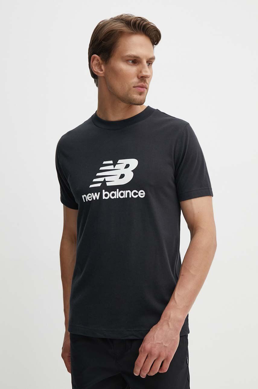 

Хлопковая футболка New Balance Sport Essentials, черный