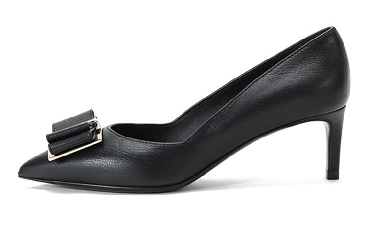 

Туфли на высоком каблуке женские черные Ferragamo