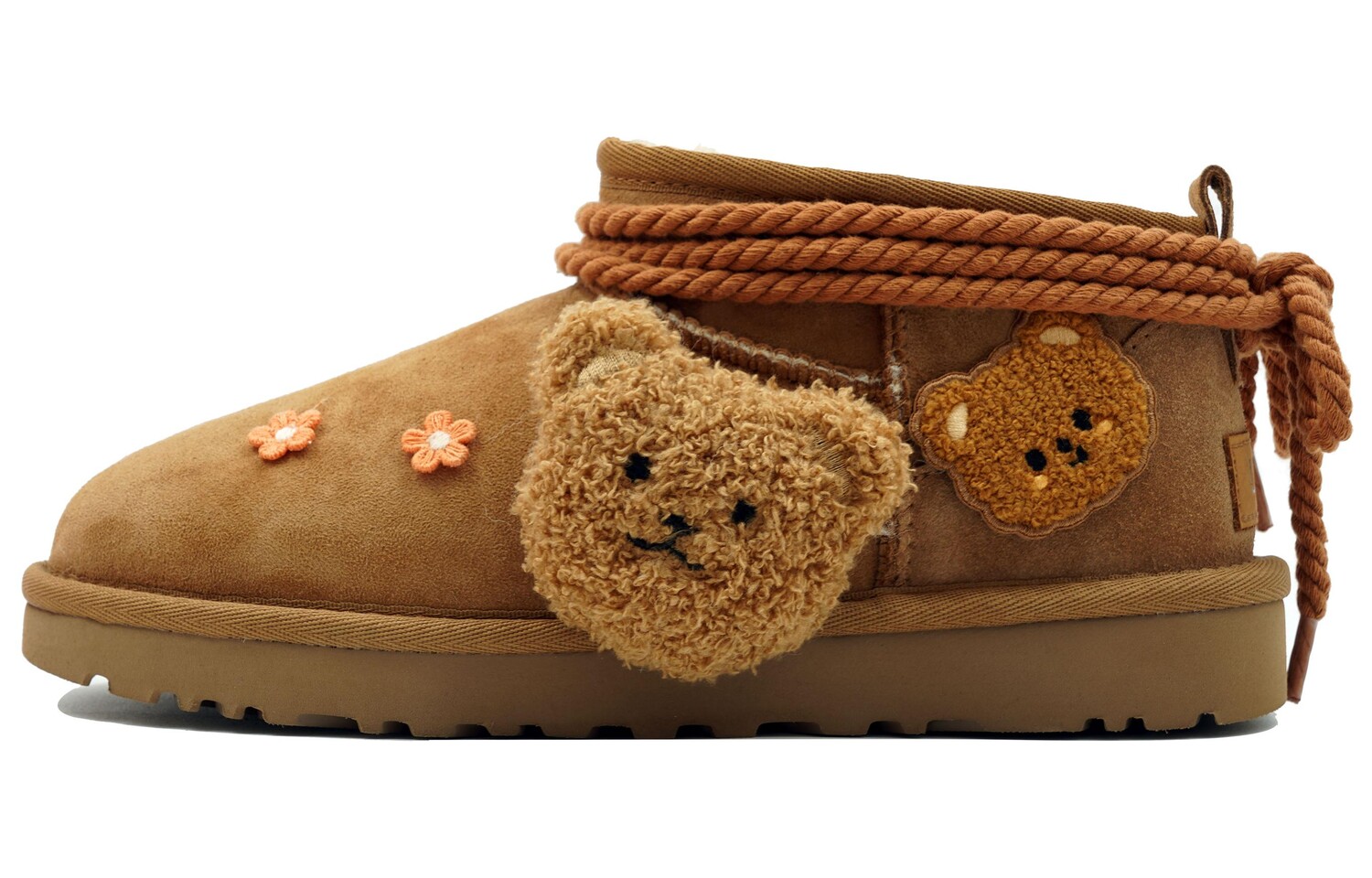 

CLASSIC ULTRA MINI Зимние ботинки женские каштановые многоцветные Ugg