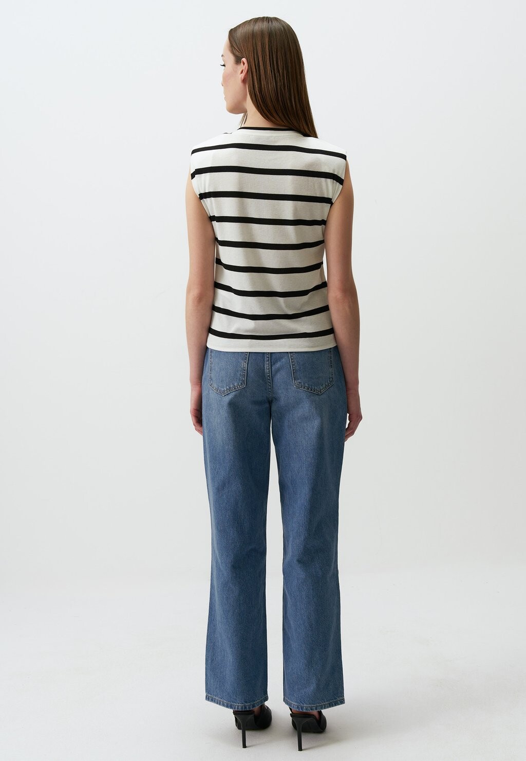 

Топ SLEEVELESS STRIPED T-SHIRT WITH WADDING Jimmy Key, белый