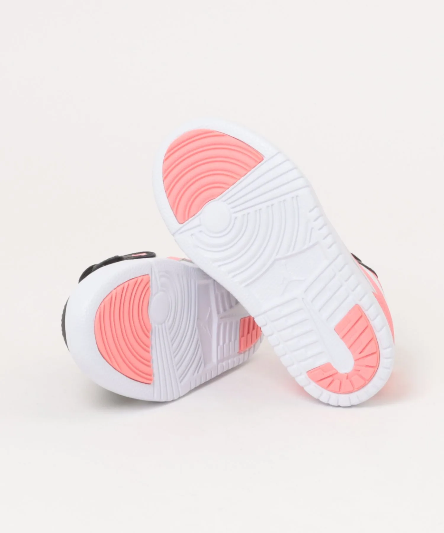 Детские кроссовки Nike Jordan 1 Low ALT (PS) — фото 3