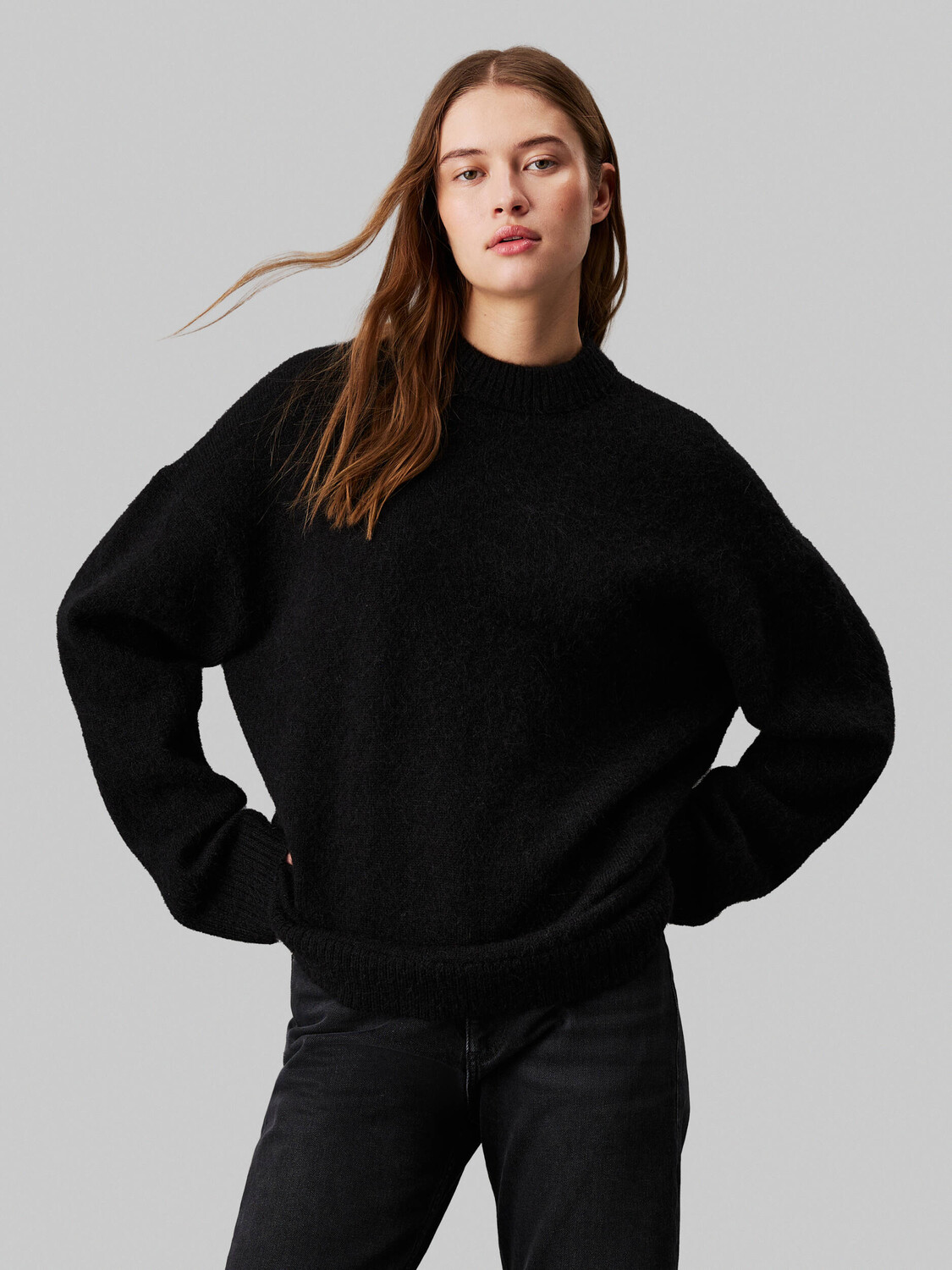 

Свитер CALVIN KLEIN JEANS Loose fit, черный